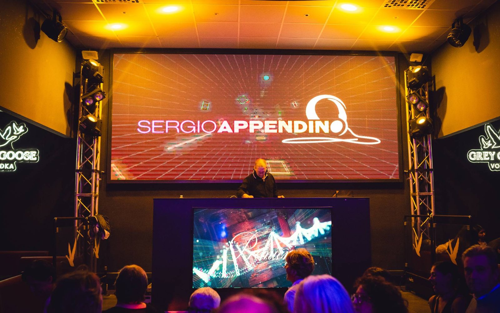 {"type":"elementor","siteurl":"https://premiereclubeventi.it/wp-json/","elements":[{"id":"8d4df6c","elType":"widget","isInner":false,"isLocked":false,"settings":{"carousel":[{"id":1709,"url":"https://premiereclubeventi.it/wp-content/uploads/2024/01/affitto-discoteca-in-piemonte-2.jpg"},{"id":2088,"url":"https://premiereclubeventi.it/wp-content/uploads/2024/04/Premiere-evento-2.jpg"},{"id":1683,"url":"https://premiereclubeventi.it/wp-content/uploads/2024/01/console-e-palco.jpg"}],"thumbnail_size":"full","slides_to_show":"1","image_stretch":"yes","navigation":"none","lazyload":"yes","effect":"fade","image_border_radius":{"unit":"px","top":"20","right":"20","bottom":"20","left":"20","isLinked":true},"pause_on_hover":"no","pause_on_interaction":"no","autoplay_speed":2000,"thumbnail_custom_dimension":{"width":"","height":""},"slides_to_show_tablet":"","slides_to_show_mobile":"","slides_to_scroll":"","slides_to_scroll_tablet":"","slides_to_scroll_mobile":"","navigation_previous_icon":{"value":"","library":""},"navigation_next_icon":{"value":"","library":""},"link_to":"none","link":{"url":"","is_external":"","nofollow":"","custom_attributes":""},"open_lightbox":"default","caption_type":"","view":"traditional","autoplay":"yes","infinite":"yes","speed":500,"direction":"ltr","arrows_position":"inside","arrows_size":{"unit":"px","size":"","sizes":[]},"arrows_color":"","dots_position":"outside","dots_size":{"unit":"px","size":"","sizes":[]},"dots_inactive_color":"","dots_color":"","gallery_vertical_align":"","gallery_vertical_align_tablet":"","gallery_vertical_align_mobile":"","image_spacing":"","image_spacing_custom":{"unit":"px","size":20,"sizes":[]},"image_spacing_custom_tablet":{"unit":"px","size":"","sizes":[]},"image_spacing_custom_mobile":{"unit":"px","size":"","sizes":[]},"image_border_border":"","image_border_width":{"unit":"px","top":"","right":"","bottom":"","left":"","isLinked":true},"image_border_width_tablet":{"unit":"px","top":"","right":"","bottom":"","left":"","isLinked":true},"image_border_width_mobile":{"unit":"px","top":"","right":"","bottom":"","left":"","isLinked":true},"image_border_color":"","image_border_radius_tablet":{"unit":"px","top":"","right":"","bottom":"","left":"","isLinked":true},"image_border_radius_mobile":{"unit":"px","top":"","right":"","bottom":"","left":"","isLinked":true},"caption_align":"center","caption_align_tablet":"","caption_align_mobile":"","caption_text_color":"","caption_typography_typography":"","caption_typography_font_family":"","caption_typography_font_size":{"unit":"px","size":"","sizes":[]},"caption_typography_font_size_tablet":{"unit":"px","size":"","sizes":[]},"caption_typography_font_size_mobile":{"unit":"px","size":"","sizes":[]},"caption_typography_font_weight":"","caption_typography_text_transform":"","caption_typography_font_style":"","caption_typography_text_decoration":"","caption_typography_line_height":{"unit":"px","size":"","sizes":[]},"caption_typography_line_height_tablet":{"unit":"em","size":"","sizes":[]},"caption_typography_line_height_mobile":{"unit":"em","size":"","sizes":[]},"caption_typography_letter_spacing":{"unit":"px","size":"","sizes":[]},"caption_typography_letter_spacing_tablet":{"unit":"px","size":"","sizes":[]},"caption_typography_letter_spacing_mobile":{"unit":"px","size":"","sizes":[]},"caption_typography_word_spacing":{"unit":"px","size":"","sizes":[]},"caption_typography_word_spacing_tablet":{"unit":"em","size":"","sizes":[]},"caption_typography_word_spacing_mobile":{"unit":"em","size":"","sizes":[]},"caption_shadow_text_shadow_type":"","caption_shadow_text_shadow":{"horizontal":0,"vertical":0,"blur":10,"color":"rgba(0,0,0,0.3)"},"_title":"","_margin":{"unit":"px","top":"","right":"","bottom":"","left":"","isLinked":true},"_margin_tablet":{"unit":"px","top":"","right":"","bottom":"","left":"","isLinked":true},"_margin_mobile":{"unit":"px","top":"","right":"","bottom":"","left":"","isLinked":true},"_padding":{"unit":"px","top":"","right":"","bottom":"","left":"","isLinked":true},"_padding_tablet":{"unit":"px","top":"","right":"","bottom":"","left":"","isLinked":true},"_padding_mobile":{"unit":"px","top":"","right":"","bottom":"","left":"","isLinked":true},"_element_width":"","_element_width_tablet":"","_element_width_mobile":"","_element_custom_width":{"unit":"%","size":"","sizes":[]},"_element_custom_width_tablet":{"unit":"px","size":"","sizes":[]},"_element_custom_width_mobile":{"unit":"px","size":"","sizes":[]},"_element_vertical_align":"","_element_vertical_align_tablet":"","_element_vertical_align_mobile":"","_position":"","_offset_orientation_h":"start","_offset_x":{"unit":"px","size":"0","sizes":[]},"_offset_x_tablet":{"unit":"px","size":"","sizes":[]},"_offset_x_mobile":{"unit":"px","size":"","sizes":[]},"_offset_x_end":{"unit":"px","size":"0","sizes":[]},"_offset_x_end_tablet":{"unit":"px","size":"","sizes":[]},"_offset_x_end_mobile":{"unit":"px","size":"","sizes":[]},"_offset_orientation_v":"start","_offset_y":{"unit":"px","size":"0","sizes":[]},"_offset_y_tablet":{"unit":"px","size":"","sizes":[]},"_offset_y_mobile":{"unit":"px","size":"","sizes":[]},"_offset_y_end":{"unit":"px","size":"0","sizes":[]},"_offset_y_end_tablet":{"unit":"px","size":"","sizes":[]},"_offset_y_end_mobile":{"unit":"px","size":"","sizes":[]},"_z_index":"","_z_index_tablet":"","_z_index_mobile":"","_element_id":"","_css_classes":"","motion_fx_motion_fx_scrolling":"","motion_fx_translateY_effect":"","motion_fx_translateY_direction":"","motion_fx_translateY_speed":{"unit":"px","size":4,"sizes":[]},"motion_fx_translateY_affectedRange":{"unit":"%","size":"","sizes":{"start":0,"end":100}},"motion_fx_translateX_effect":"","motion_fx_translateX_direction":"","motion_fx_translateX_speed":{"unit":"px","size":4,"sizes":[]},"motion_fx_translateX_affectedRange":{"unit":"%","size":"","sizes":{"start":0,"end":100}},"motion_fx_opacity_effect":"","motion_fx_opacity_direction":"out-in","motion_fx_opacity_level":{"unit":"px","size":10,"sizes":[]},"motion_fx_opacity_range":{"unit":"%","size":"","sizes":{"start":20,"end":80}},"motion_fx_blur_effect":"","motion_fx_blur_direction":"out-in","motion_fx_blur_level":{"unit":"px","size":7,"sizes":[]},"motion_fx_blur_range":{"unit":"%","size":"","sizes":{"start":20,"end":80}},"motion_fx_rotateZ_effect":"","motion_fx_rotateZ_direction":"","motion_fx_rotateZ_speed":{"unit":"px","size":1,"sizes":[]},"motion_fx_rotateZ_affectedRange":{"unit":"%","size":"","sizes":{"start":0,"end":100}},"motion_fx_scale_effect":"","motion_fx_scale_direction":"out-in","motion_fx_scale_speed":{"unit":"px","size":4,"sizes":[]},"motion_fx_scale_range":{"unit":"%","size":"","sizes":{"start":20,"end":80}},"motion_fx_transform_origin_x":"center","motion_fx_transform_origin_y":"center","motion_fx_devices":["desktop","tablet","mobile"],"motion_fx_range":"","motion_fx_motion_fx_mouse":"","motion_fx_mouseTrack_effect":"","motion_fx_mouseTrack_direction":"","motion_fx_mouseTrack_speed":{"unit":"px","size":1,"sizes":[]},"motion_fx_tilt_effect":"","motion_fx_tilt_direction":"","motion_fx_tilt_speed":{"unit":"px","size":4,"sizes":[]},"sticky":"","sticky_on":["desktop","tablet","mobile"],"sticky_offset":0,"sticky_offset_tablet":"","sticky_offset_mobile":"","sticky_effects_offset":0,"sticky_effects_offset_tablet":"","sticky_effects_offset_mobile":"","sticky_parent":"","_animation":"","_animation_tablet":"","_animation_mobile":"","animation_duration":"","_animation_delay":"","_transform_rotate_popover":"","_transform_rotateZ_effect":{"unit":"px","size":"","sizes":[]},"_transform_rotateZ_effect_tablet":{"unit":"deg","size":"","sizes":[]},"_transform_rotateZ_effect_mobile":{"unit":"deg","size":"","sizes":[]},"_transform_rotate_3d":"","_transform_rotateX_effect":{"unit":"px","size":"","sizes":[]},"_transform_rotateX_effect_tablet":{"unit":"deg","size":"","sizes":[]},"_transform_rotateX_effect_mobile":{"unit":"deg","size":"","sizes":[]},"_transform_rotateY_effect":{"unit":"px","size":"","sizes":[]},"_transform_rotateY_effect_tablet":{"unit":"deg","size":"","sizes":[]},"_transform_rotateY_effect_mobile":{"unit":"deg","size":"","sizes":[]},"_transform_perspective_effect":{"unit":"px","size":"","sizes":[]},"_transform_perspective_effect_tablet":{"unit":"px","size":"","sizes":[]},"_transform_perspective_effect_mobile":{"unit":"px","size":"","sizes":[]},"_transform_translate_popover":"","_transform_translateX_effect":{"unit":"px","size":"","sizes":[]},"_transform_translateX_effect_tablet":{"unit":"px","size":"","sizes":[]},"_transform_translateX_effect_mobile":{"unit":"px","size":"","sizes":[]},"_transform_translateY_effect":{"unit":"px","size":"","sizes":[]},"_transform_translateY_effect_tablet":{"unit":"px","size":"","sizes":[]},"_transform_translateY_effect_mobile":{"unit":"px","size":"","sizes":[]},"_transform_scale_popover":"","_transform_keep_proportions":"yes","_transform_scale_effect":{"unit":"px","size":"","sizes":[]},"_transform_scale_effect_tablet":{"unit":"px","size":"","sizes":[]},"_transform_scale_effect_mobile":{"unit":"px","size":"","sizes":[]},"_transform_scaleX_effect":{"unit":"px","size":"","sizes":[]},"_transform_scaleX_effect_tablet":{"unit":"px","size":"","sizes":[]},"_transform_scaleX_effect_mobile":{"unit":"px","size":"","sizes":[]},"_transform_scaleY_effect":{"unit":"px","size":"","sizes":[]},"_transform_scaleY_effect_tablet":{"unit":"px","size":"","sizes":[]},"_transform_scaleY_effect_mobile":{"unit":"px","size":"","sizes":[]},"_transform_skew_popover":"","_transform_skewX_effect":{"unit":"px","size":"","sizes":[]},"_transform_skewX_effect_tablet":{"unit":"deg","size":"","sizes":[]},"_transform_skewX_effect_mobile":{"unit":"deg","size":"","sizes":[]},"_transform_skewY_effect":{"unit":"px","size":"","sizes":[]},"_transform_skewY_effect_tablet":{"unit":"deg","size":"","sizes":[]},"_transform_skewY_effect_mobile":{"unit":"deg","size":"","sizes":[]},"_transform_flipX_effect":"","_transform_flipY_effect":"","_transform_rotate_popover_hover":"","_transform_rotateZ_effect_hover":{"unit":"px","size":"","sizes":[]},"_transform_rotateZ_effect_hover_tablet":{"unit":"deg","size":"","sizes":[]},"_transform_rotateZ_effect_hover_mobile":{"unit":"deg","size":"","sizes":[]},"_transform_rotate_3d_hover":"","_transform_rotateX_effect_hover":{"unit":"px","size":"","sizes":[]},"_transform_rotateX_effect_hover_tablet":{"unit":"deg","size":"","sizes":[]},"_transform_rotateX_effect_hover_mobile":{"unit":"deg","size":"","sizes":[]},"_transform_rotateY_effect_hover":{"unit":"px","size":"","sizes":[]},"_transform_rotateY_effect_hover_tablet":{"unit":"deg","size":"","sizes":[]},"_transform_rotateY_effect_hover_mobile":{"unit":"deg","size":"","sizes":[]},"_transform_perspective_effect_hover":{"unit":"px","size":"","sizes":[]},"_transform_perspective_effect_hover_tablet":{"unit":"px","size":"","sizes":[]},"_transform_perspective_effect_hover_mobile":{"unit":"px","size":"","sizes":[]},"_transform_translate_popover_hover":"","_transform_translateX_effect_hover":{"unit":"px","size":"","sizes":[]},"_transform_translateX_effect_hover_tablet":{"unit":"px","size":"","sizes":[]},"_transform_translateX_effect_hover_mobile":{"unit":"px","size":"","sizes":[]},"_transform_translateY_effect_hover":{"unit":"px","size":"","sizes":[]},"_transform_translateY_effect_hover_tablet":{"unit":"px","size":"","sizes":[]},"_transform_translateY_effect_hover_mobile":{"unit":"px","size":"","sizes":[]},"_transform_scale_popover_hover":"","_transform_keep_proportions_hover":"yes","_transform_scale_effect_hover":{"unit":"px","size":"","sizes":[]},"_transform_scale_effect_hover_tablet":{"unit":"px","size":"","sizes":[]},"_transform_scale_effect_hover_mobile":{"unit":"px","size":"","sizes":[]},"_transform_scaleX_effect_hover":{"unit":"px","size":"","sizes":[]},"_transform_scaleX_effect_hover_tablet":{"unit":"px","size":"","sizes":[]},"_transform_scaleX_effect_hover_mobile":{"unit":"px","size":"","sizes":[]},"_transform_scaleY_effect_hover":{"unit":"px","size":"","sizes":[]},"_transform_scaleY_effect_hover_tablet":{"unit":"px","size":"","sizes":[]},"_transform_scaleY_effect_hover_mobile":{"unit":"px","size":"","sizes":[]},"_transform_skew_popover_hover":"","_transform_skewX_effect_hover":{"unit":"px","size":"","sizes":[]},"_transform_skewX_effect_hover_tablet":{"unit":"deg","size":"","sizes":[]},"_transform_skewX_effect_hover_mobile":{"unit":"deg","size":"","sizes":[]},"_transform_skewY_effect_hover":{"unit":"px","size":"","sizes":[]},"_transform_skewY_effect_hover_tablet":{"unit":"deg","size":"","sizes":[]},"_transform_skewY_effect_hover_mobile":{"unit":"deg","size":"","sizes":[]},"_transform_flipX_effect_hover":"","_transform_flipY_effect_hover":"","_transform_transition_hover":{"unit":"px","size":"","sizes":[]},"motion_fx_transform_x_anchor_point":"","motion_fx_transform_x_anchor_point_tablet":"","motion_fx_transform_x_anchor_point_mobile":"","motion_fx_transform_y_anchor_point":"","motion_fx_transform_y_anchor_point_tablet":"","motion_fx_transform_y_anchor_point_mobile":"","_background_background":"","_background_color":"","_background_color_stop":{"unit":"%","size":0,"sizes":[]},"_background_color_b":"#f2295b","_background_color_b_stop":{"unit":"%","size":100,"sizes":[]},"_background_gradient_type":"linear","_background_gradient_angle":{"unit":"deg","size":180,"sizes":[]},"_background_gradient_position":"center center","_background_image":{"url":"","id":"","size":""},"_background_image_tablet":{"url":"","id":"","size":""},"_background_image_mobile":{"url":"","id":"","size":""},"_background_position":"","_background_position_tablet":"","_background_position_mobile":"","_background_xpos":{"unit":"px","size":0,"sizes":[]},"_background_xpos_tablet":{"unit":"px","size":0,"sizes":[]},"_background_xpos_mobile":{"unit":"px","size":0,"sizes":[]},"_background_ypos":{"unit":"px","size":0,"sizes":[]},"_background_ypos_tablet":{"unit":"px","size":0,"sizes":[]},"_background_ypos_mobile":{"unit":"px","size":0,"sizes":[]},"_background_attachment":"","_background_repeat":"","_background_repeat_tablet":"","_background_repeat_mobile":"","_background_size":"","_background_size_tablet":"","_background_size_mobile":"","_background_bg_width":{"unit":"%","size":100,"sizes":[]},"_background_bg_width_tablet":{"unit":"px","size":"","sizes":[]},"_background_bg_width_mobile":{"unit":"px","size":"","sizes":[]},"_background_video_link":"","_background_video_start":"","_background_video_end":"","_background_play_once":"","_background_play_on_mobile":"","_background_privacy_mode":"","_background_video_fallback":{"url":"","id":"","size":""},"_background_slideshow_gallery":[],"_background_slideshow_loop":"yes","_background_slideshow_slide_duration":5000,"_background_slideshow_slide_transition":"fade","_background_slideshow_transition_duration":500,"_background_slideshow_background_size":"","_background_slideshow_background_size_tablet":"","_background_slideshow_background_size_mobile":"","_background_slideshow_background_position":"","_background_slideshow_background_position_tablet":"","_background_slideshow_background_position_mobile":"","_background_slideshow_lazyload":"","_background_slideshow_ken_burns":"","_background_slideshow_ken_burns_zoom_direction":"in","_background_hover_background":"","_background_hover_color":"","_background_hover_color_stop":{"unit":"%","size":0,"sizes":[]},"_background_hover_color_b":"#f2295b","_background_hover_color_b_stop":{"unit":"%","size":100,"sizes":[]},"_background_hover_gradient_type":"linear","_background_hover_gradient_angle":{"unit":"deg","size":180,"sizes":[]},"_background_hover_gradient_position":"center center","_background_hover_image":{"url":"","id":"","size":""},"_background_hover_image_tablet":{"url":"","id":"","size":""},"_background_hover_image_mobile":{"url":"","id":"","size":""},"_background_hover_position":"","_background_hover_position_tablet":"","_background_hover_position_mobile":"","_background_hover_xpos":{"unit":"px","size":0,"sizes":[]},"_background_hover_xpos_tablet":{"unit":"px","size":0,"sizes":[]},"_background_hover_xpos_mobile":{"unit":"px","size":0,"sizes":[]},"_background_hover_ypos":{"unit":"px","size":0,"sizes":[]},"_background_hover_ypos_tablet":{"unit":"px","size":0,"sizes":[]},"_background_hover_ypos_mobile":{"unit":"px","size":0,"sizes":[]},"_background_hover_attachment":"","_background_hover_repeat":"","_background_hover_repeat_tablet":"","_background_hover_repeat_mobile":"","_background_hover_size":"","_background_hover_size_tablet":"","_background_hover_size_mobile":"","_background_hover_bg_width":{"unit":"%","size":100,"sizes":[]},"_background_hover_bg_width_tablet":{"unit":"px","size":"","sizes":[]},"_background_hover_bg_width_mobile":{"unit":"px","size":"","sizes":[]},"_background_hover_video_link":"","_background_hover_video_start":"","_background_hover_video_end":"","_background_hover_play_once":"","_background_hover_play_on_mobile":"","_background_hover_privacy_mode":"","_background_hover_video_fallback":{"url":"","id":"","size":""},"_background_hover_slideshow_gallery":[],"_background_hover_slideshow_loop":"yes","_background_hover_slideshow_slide_duration":5000,"_background_hover_slideshow_slide_transition":"fade","_background_hover_slideshow_transition_duration":500,"_background_hover_slideshow_background_size":"","_background_hover_slideshow_background_size_tablet":"","_background_hover_slideshow_background_size_mobile":"","_background_hover_slideshow_background_position":"","_background_hover_slideshow_background_position_tablet":"","_background_hover_slideshow_background_position_mobile":"","_background_hover_slideshow_lazyload":"","_background_hover_slideshow_ken_burns":"","_background_hover_slideshow_ken_burns_zoom_direction":"in","_background_hover_transition":{"unit":"px","size":"","sizes":[]},"_border_border":"","_border_width":{"unit":"px","top":"","right":"","bottom":"","left":"","isLinked":true},"_border_width_tablet":{"unit":"px","top":"","right":"","bottom":"","left":"","isLinked":true},"_border_width_mobile":{"unit":"px","top":"","right":"","bottom":"","left":"","isLinked":true},"_border_color":"","_border_radius":{"unit":"px","top":"","right":"","bottom":"","left":"","isLinked":true},"_border_radius_tablet":{"unit":"px","top":"","right":"","bottom":"","left":"","isLinked":true},"_border_radius_mobile":{"unit":"px","top":"","right":"","bottom":"","left":"","isLinked":true},"_box_shadow_box_shadow_type":"","_box_shadow_box_shadow":{"horizontal":0,"vertical":0,"blur":10,"spread":0,"color":"rgba(0,0,0,0.5)"},"_box_shadow_box_shadow_position":" ","_border_hover_border":"","_border_hover_width":{"unit":"px","top":"","right":"","bottom":"","left":"","isLinked":true},"_border_hover_width_tablet":{"unit":"px","top":"","right":"","bottom":"","left":"","isLinked":true},"_border_hover_width_mobile":{"unit":"px","top":"","right":"","bottom":"","left":"","isLinked":true},"_border_hover_color":"","_border_radius_hover":{"unit":"px","top":"","right":"","bottom":"","left":"","isLinked":true},"_border_radius_hover_tablet":{"unit":"px","top":"","right":"","bottom":"","left":"","isLinked":true},"_border_radius_hover_mobile":{"unit":"px","top":"","right":"","bottom":"","left":"","isLinked":true},"_box_shadow_hover_box_shadow_type":"","_box_shadow_hover_box_shadow":{"horizontal":0,"vertical":0,"blur":10,"spread":0,"color":"rgba(0,0,0,0.5)"},"_box_shadow_hover_box_shadow_position":" ","_border_hover_transition":{"unit":"px","size":"","sizes":[]},"_mask_switch":"","_mask_shape":"circle","_mask_image":{"url":"","id":"","size":""},"_mask_notice":"","_mask_size":"contain","_mask_size_tablet":"","_mask_size_mobile":"","_mask_size_scale":{"unit":"%","size":100,"sizes":[]},"_mask_size_scale_tablet":{"unit":"px","size":"","sizes":[]},"_mask_size_scale_mobile":{"unit":"px","size":"","sizes":[]},"_mask_position":"center center","_mask_position_tablet":"","_mask_position_mobile":"","_mask_position_x":{"unit":"%","size":0,"sizes":[]},"_mask_position_x_tablet":{"unit":"px","size":"","sizes":[]},"_mask_position_x_mobile":{"unit":"px","size":"","sizes":[]},"_mask_position_y":{"unit":"%","size":0,"sizes":[]},"_mask_position_y_tablet":{"unit":"px","size":"","sizes":[]},"_mask_position_y_mobile":{"unit":"px","size":"","sizes":[]},"_mask_repeat":"no-repeat","_mask_repeat_tablet":"","_mask_repeat_mobile":"","hide_desktop":"","hide_tablet":"","hide_mobile":"","_attributes":"","custom_css":""},"defaultEditSettings":{"defaultEditRoute":"content"},"elements":[],"widgetType":"image-carousel","htmlCache":"\t\t\n\t\t\t\t\t\n\t\t\t\n\t\t\t\t\t\t\t\t\t\t\t\n\t\t\t\t\t\t\t\n\t\t\t\t\t\t\t\t\t\n\t\t\t\t\n\t\t","editSettings":{"defaultEditRoute":"content","panel":{"activeTab":"content","activeSection":"section_image_carousel"}}}]}